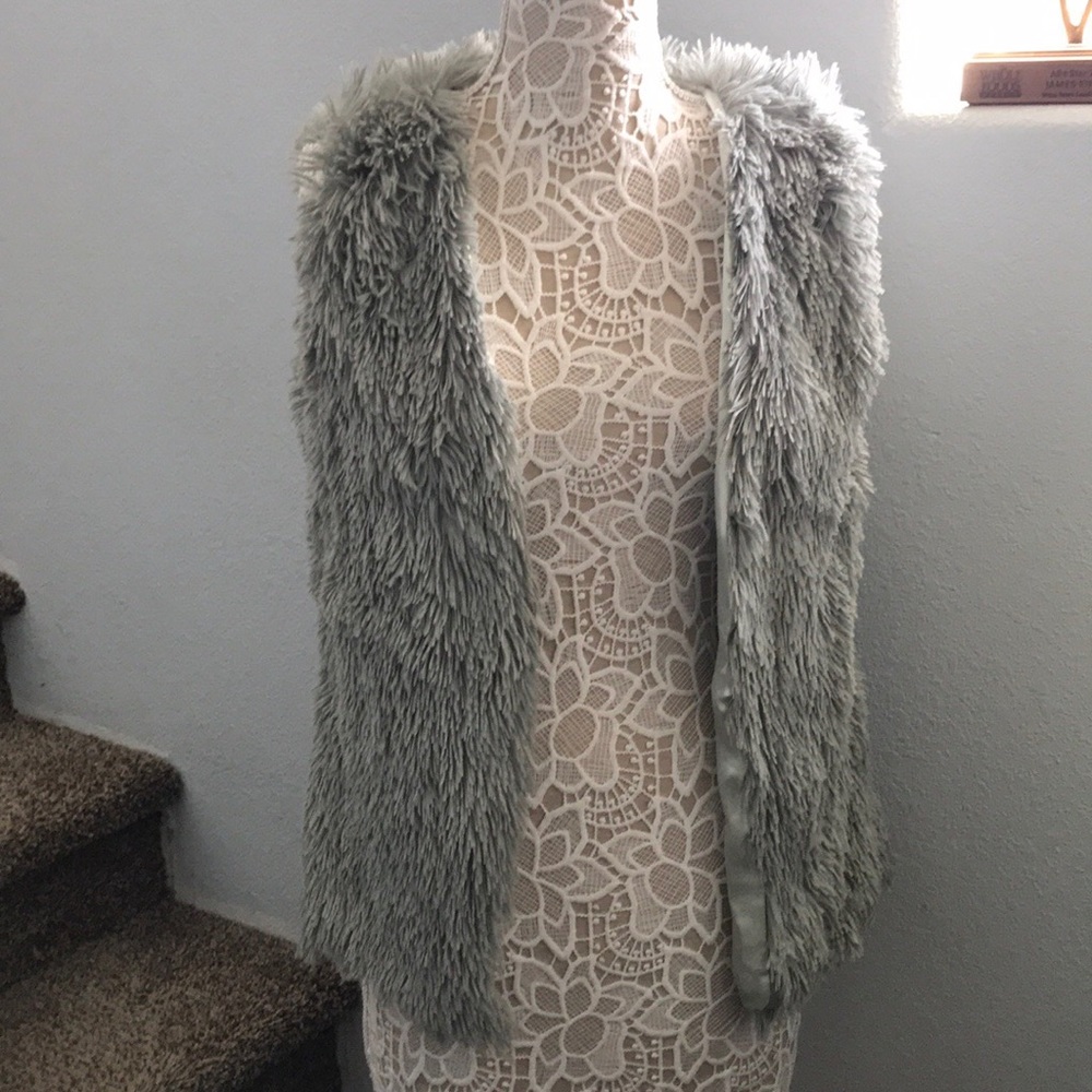 NWT Fashion Nova Faux Fur Vest